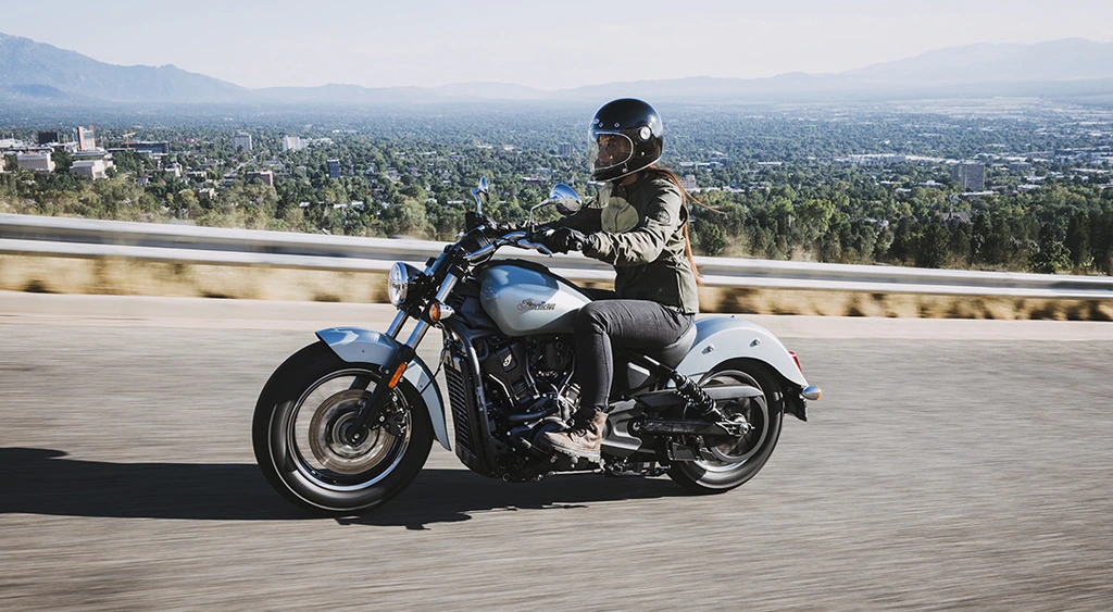 2025-indian-scout-sixty-classic-limited-throttlecraze.com-3_throttlecraze.com