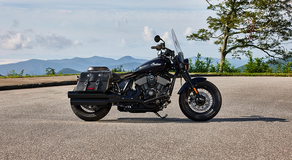 2025-indian-super-chief-dark-horse-throttlecraze.com-1_throttlecraze.com