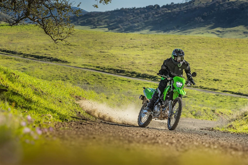 2025-kawasaki-KLX230-S-throttlecraze.com-1_throttlecraze.com
