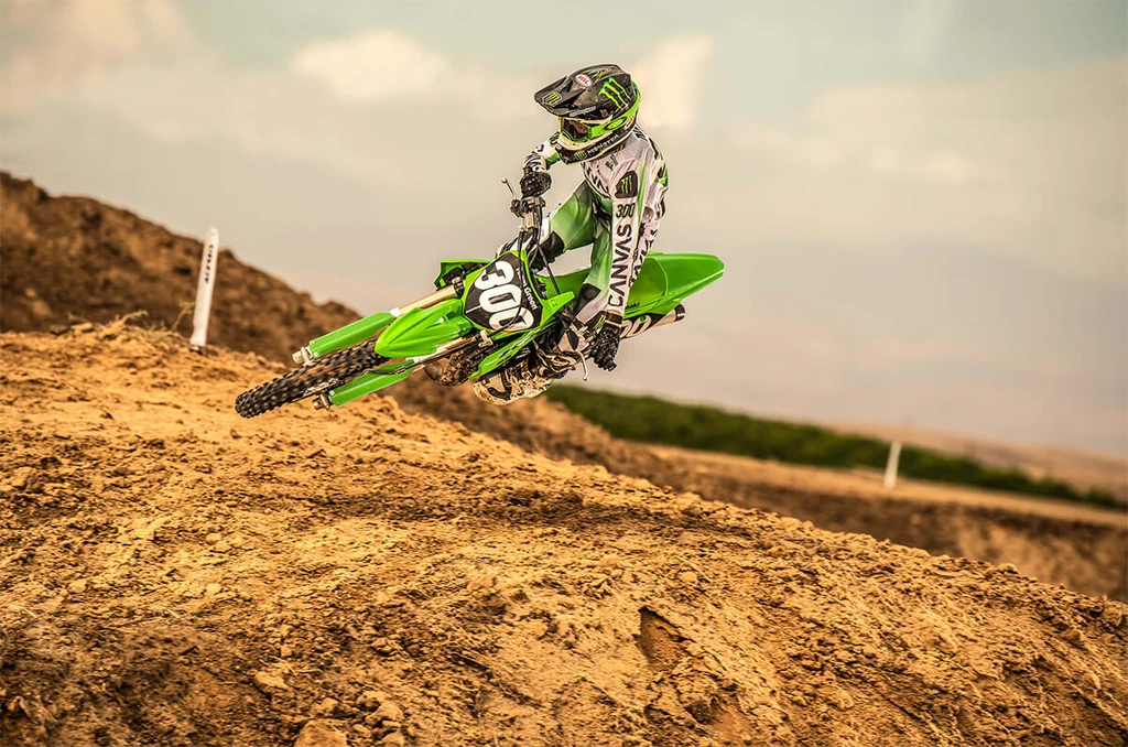 2025-kawasaki-kx85-throttlecraze.com-2_throttlecraze.com