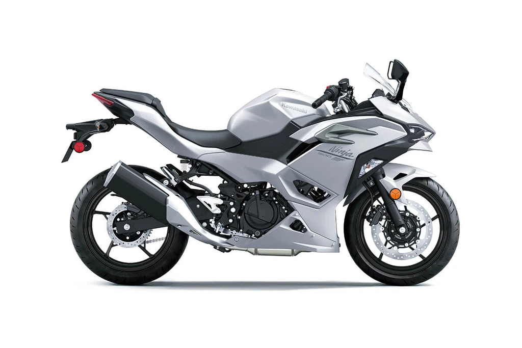 2025-kawasaki-ninja-500-throttlecraze.com-3_throttlecraze.com