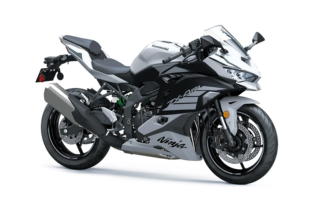 2025-kawasaki-ninja-zx-4rr-abs-throttlecraze.com-2_throttlecraze.com