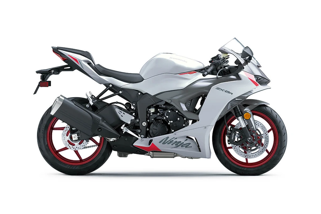 2025-kawasaki-ninja-zx-6r-throttlecraze.com-3_throttlecraze.com