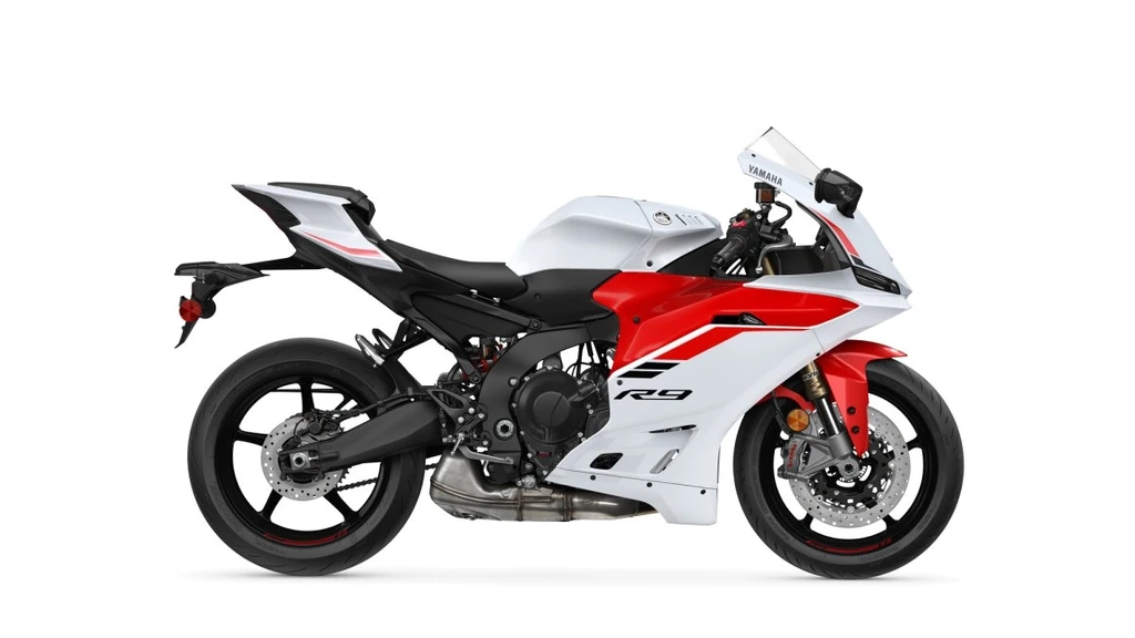 2025-yamaha-r9-throttlecraze.com-5_throttlecraze.com