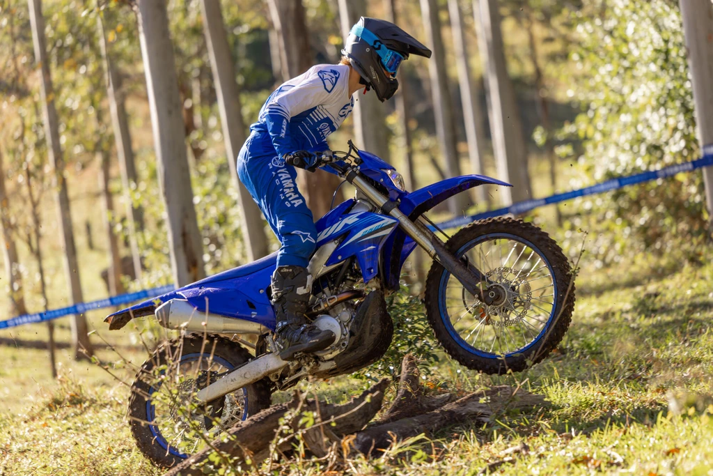 2025-yamaha-wr250f-throttlecraze.com-2_throttlecraze.com