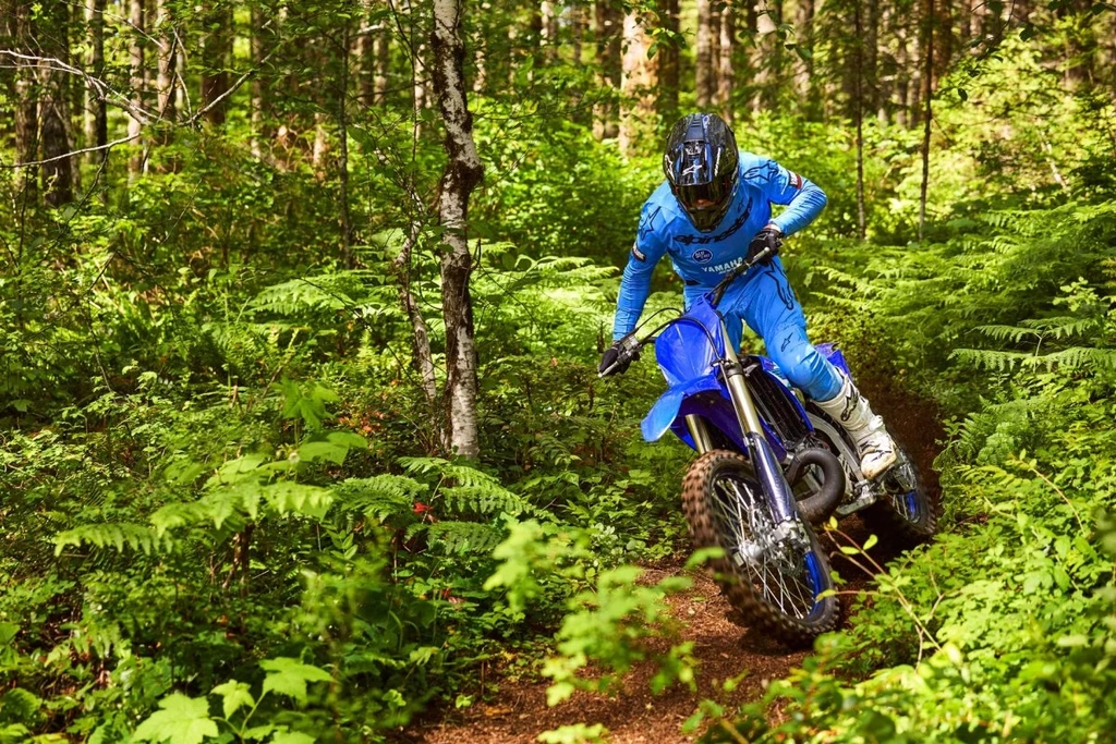 2025-yamaha-yz250x-throttlecraze.com-2_throttlecraze.com