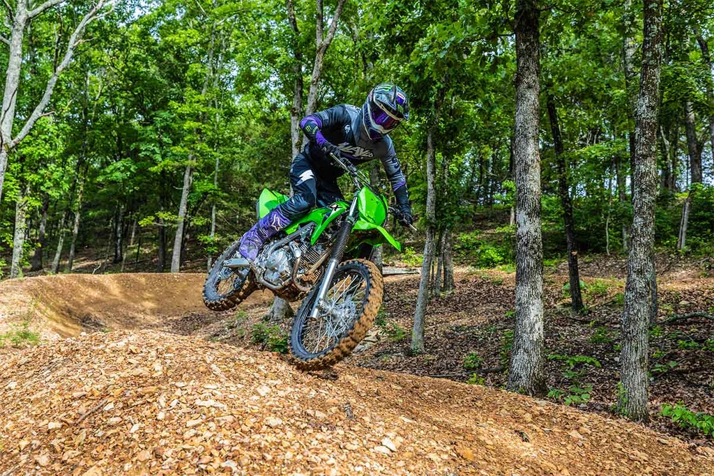 2026-kawasaki-KLX230R-S-throttlecraze.com-2_throttlecraze.com