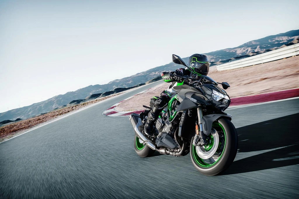 2026-kawasaki-ZH2-SE-throttlecraze.com-3_throttlecraze.com