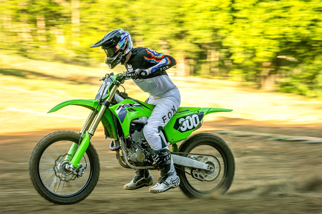 2026-kawasaki-kx250-throttlecraze.com-1_throttlecraze.com