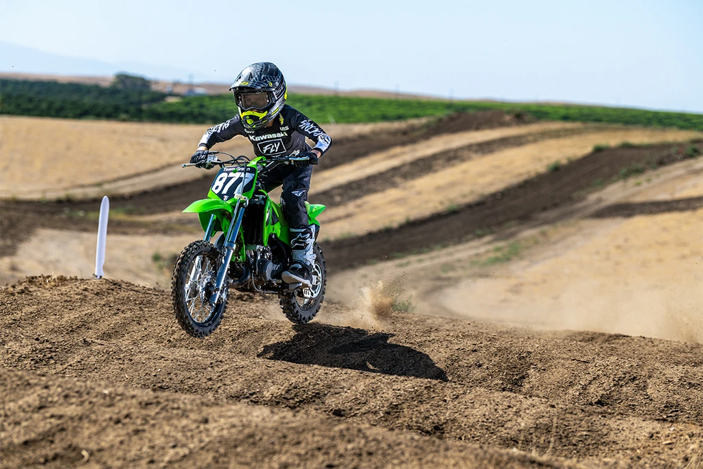 2026-kawasaki-kx65-throttlecraze.com-2_throttlecraze.com