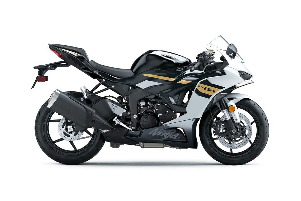 2026-kawasaki-ninja-zx-6r-throttlecraze.com-4_throttlecraze.com