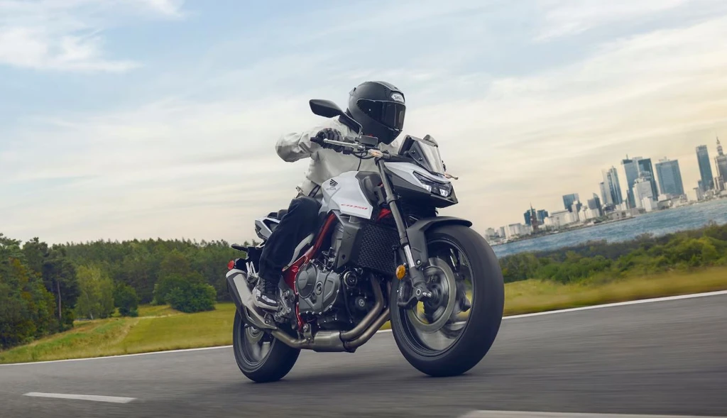 Honda CB750 Hornet (2025)