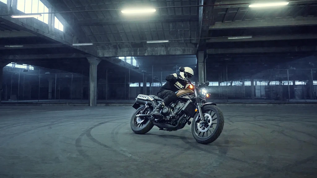 2025-honda-CL500-throttlecraze.com-1_throttlecraze.com