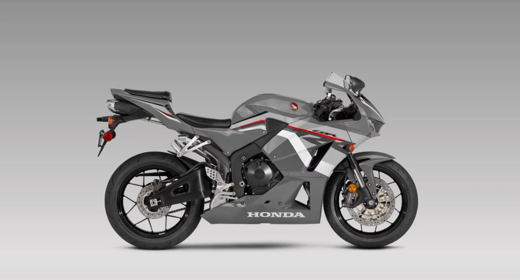 2026-honda-CBR600RR-throttlecraze.com-2_throttlecraze.com