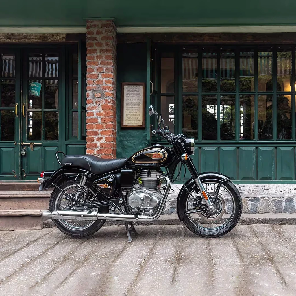 2021-royal-enfield-bullet-350-4-throttlecraze.com