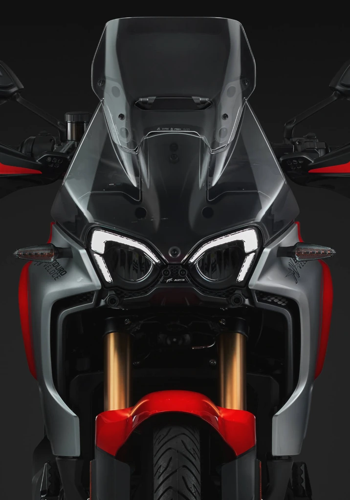 2024-mv-agusta-Enduro-veloce-4-throttlecraze.com