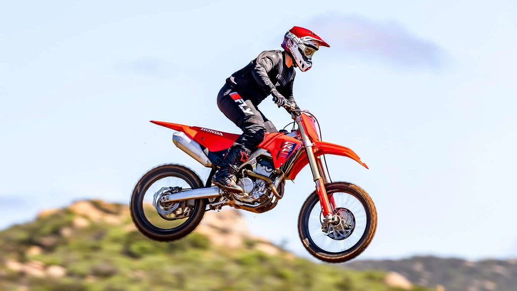 2025-Honda-CRF250RWE-1-throttlecraze.com