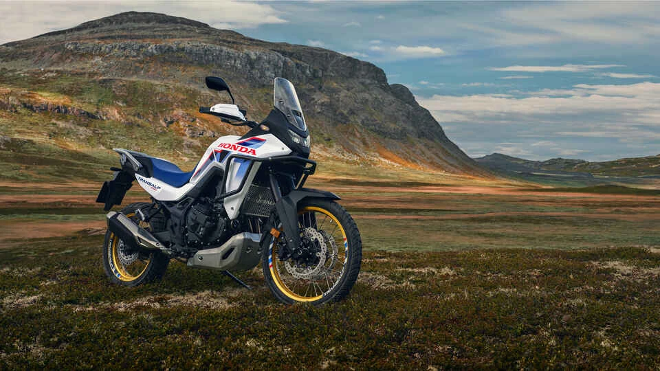 2025-Honda-Transalp-4-throttlecraze.com