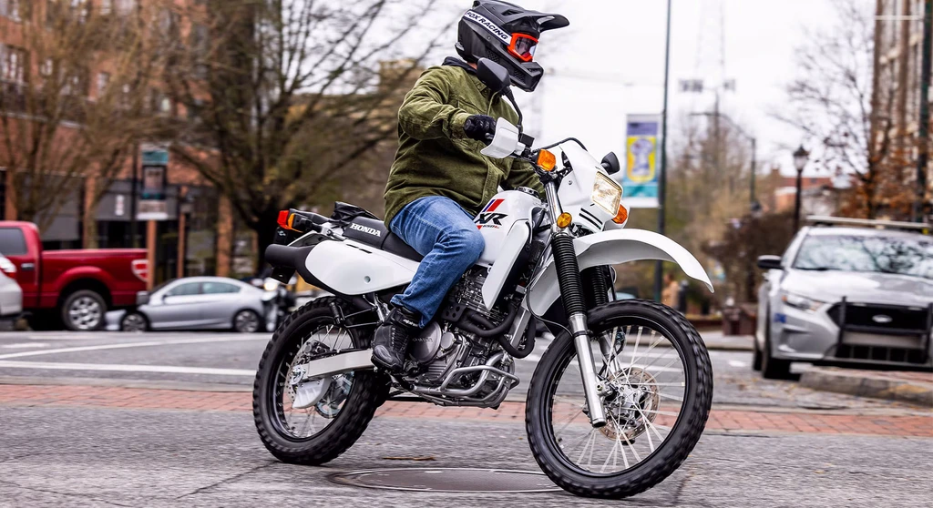 2025-Honda-XR650L-5-throttlecraze.com