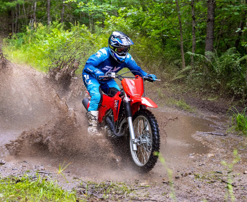 2026-Honda-CRF300F-2-throttlecraze.com