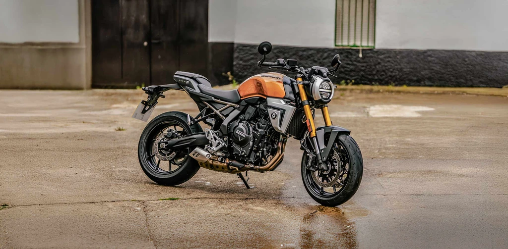 2026-suzuki-GSX-8T-1-throttlecraze.com