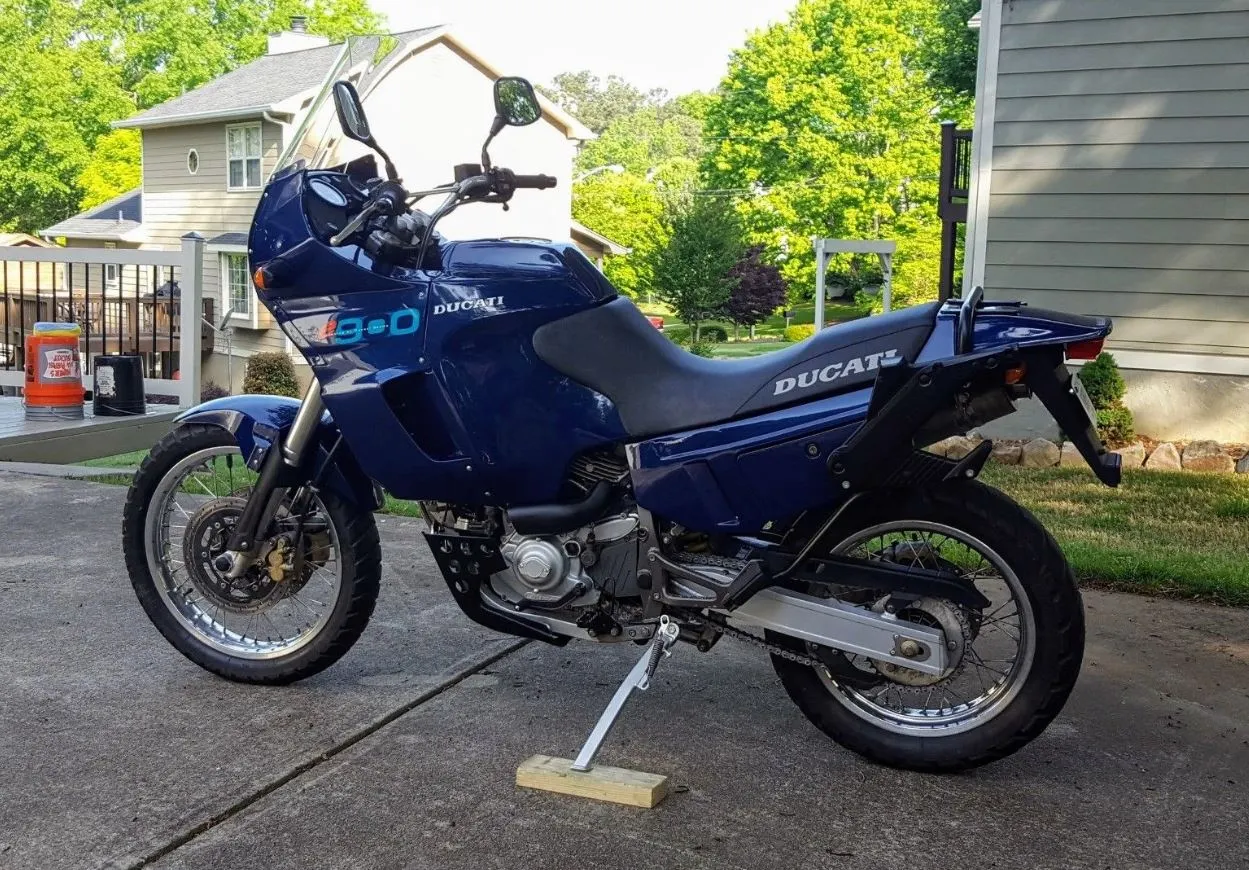 Cagiva Elefant E900 (1995 - 96)