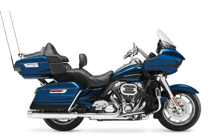 Harley Davidson CVO Road Glide Ultra (2015)