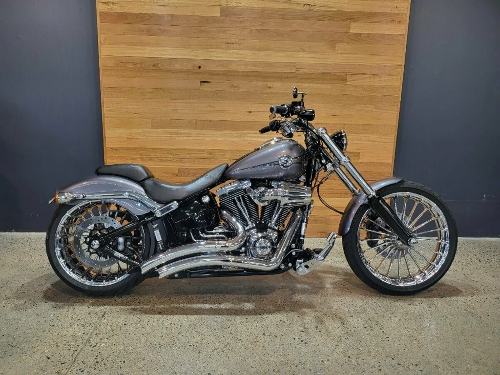 Harley Davidson FXSB Softail Breakout (2015)