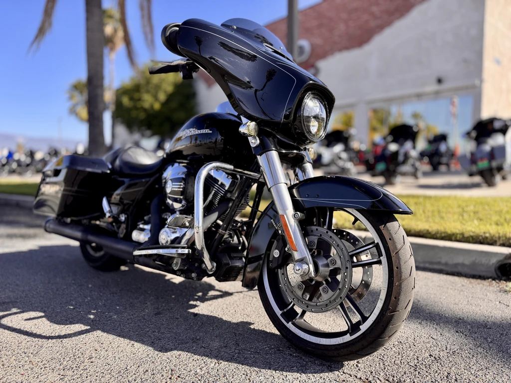 Harley Davidson FLHXS Street Glide Special (2015)