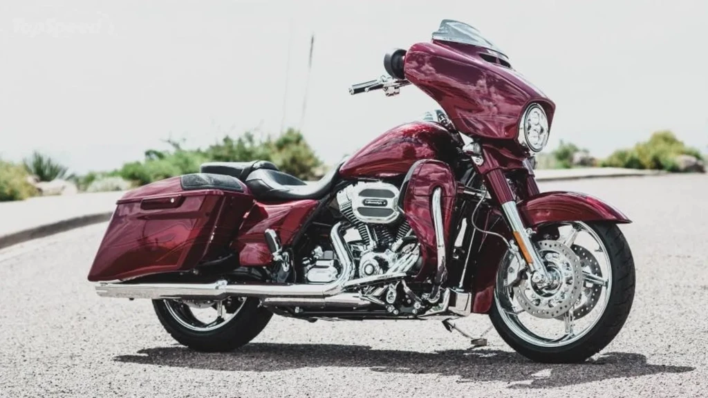 Harley Davidson CVO Street Glide (2016)