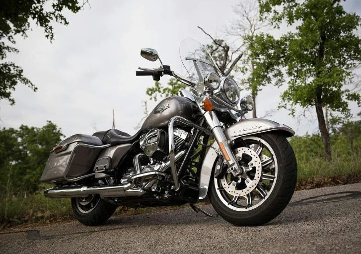 Harley Davidson FLHR Road King (2016)