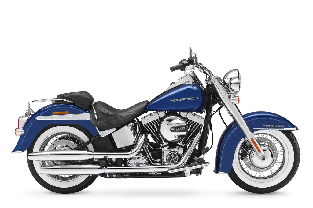Harley Davidson FLSTN Softail Deluxe (2016 - 2017)