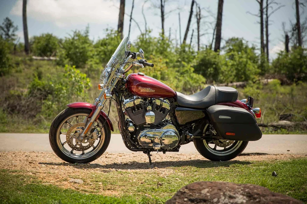 Harley Davidson XL 1200T Superlow (2016)
