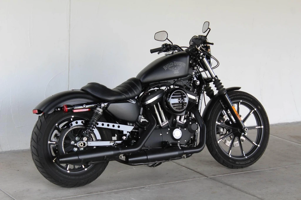 Harley Davidson XL 883NIron (2016 - 2017)