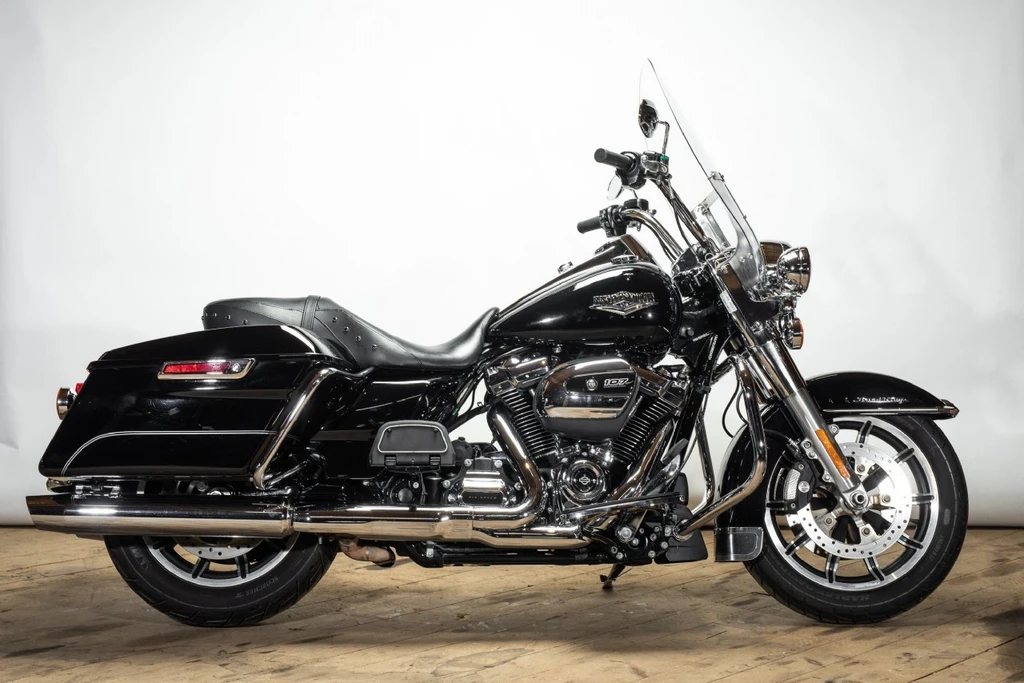 Harley Davidson FLHR Road King (2017 - 2018)