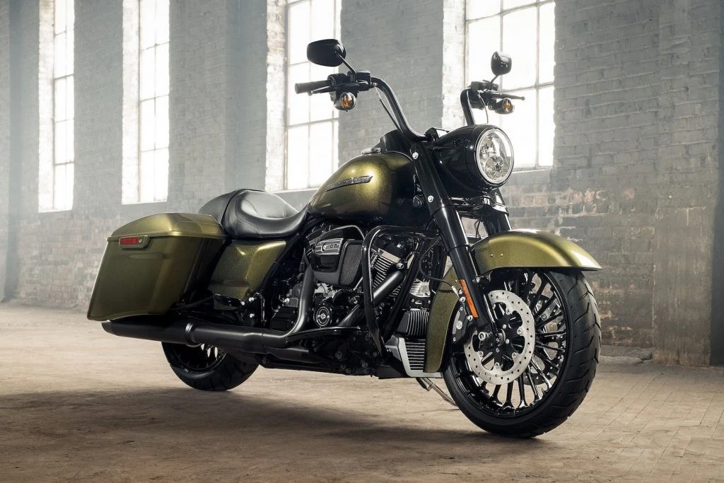 Harley Davidson FLHR Road King Special (2017 - 2018)