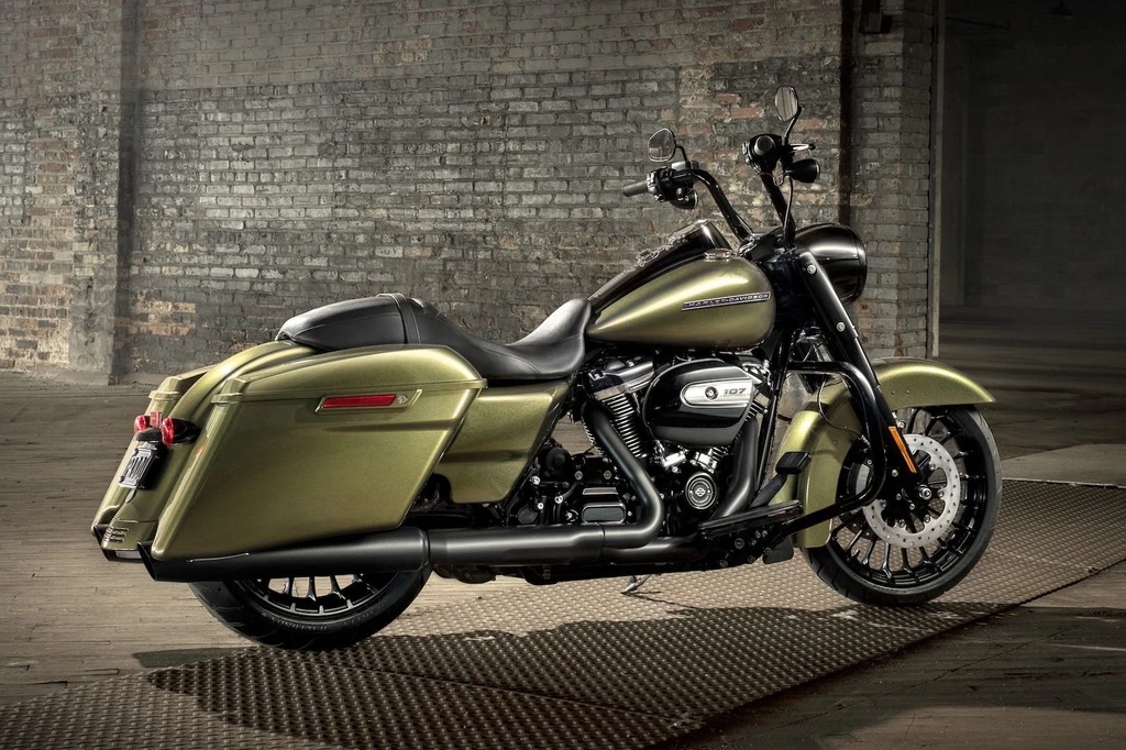 Harley Davidson FLHR Road King Special (2017 - 2018)