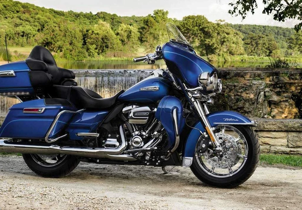 Harley Davidson FLHTCU Electra Glide Ultra (2017 - 2018)