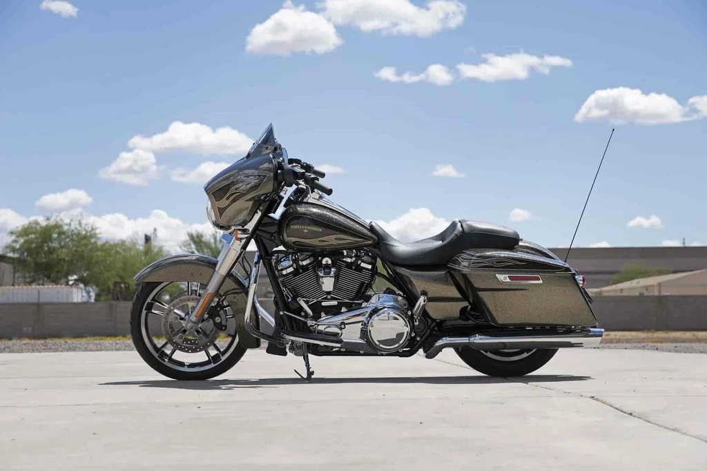 Harley Davidson FLHXS Street Glide Special (2017)