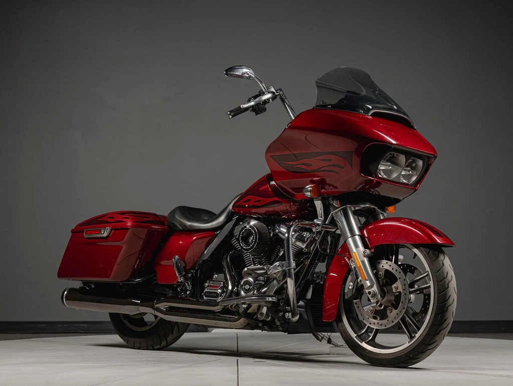 Harley Davidson Road Glide (2017 - 2018)