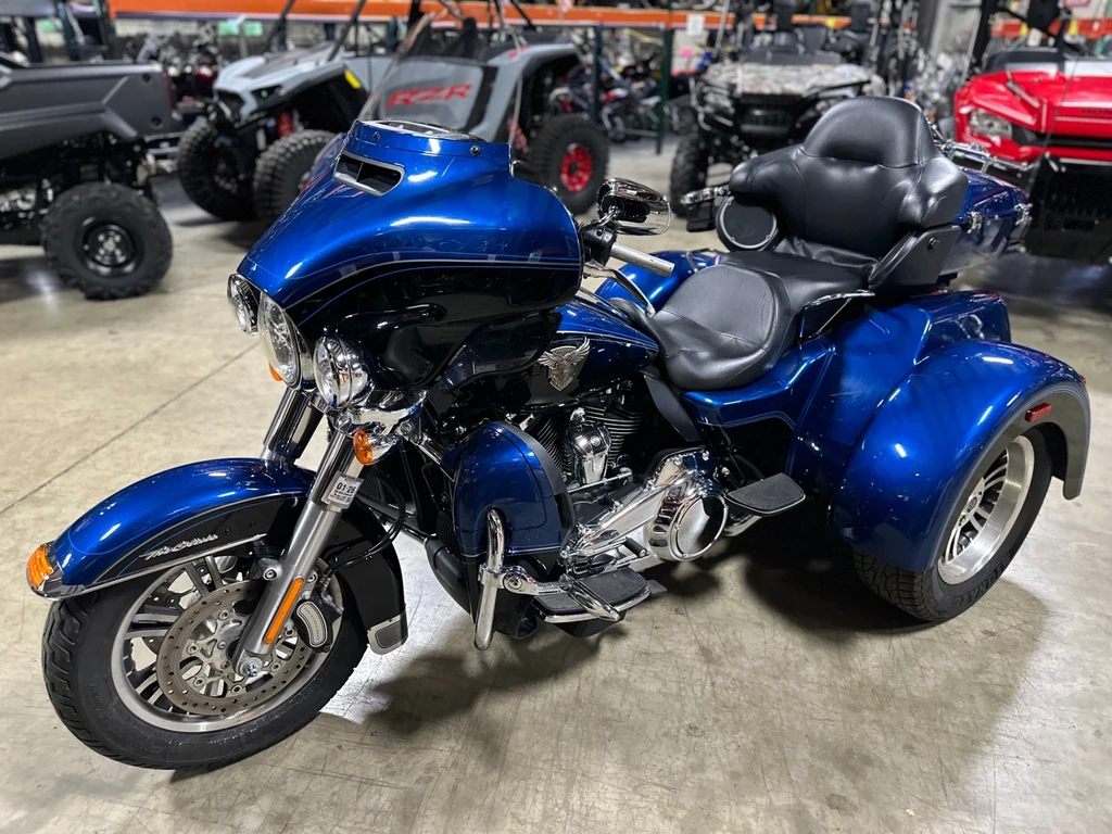 Harley Davidson FLHTCUTG Tri Glide Ultra 115th Anniversary (2018)