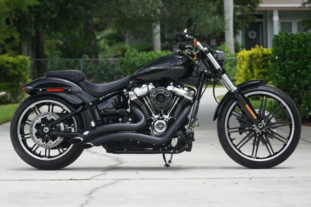Harley Davidson Softail Breakout (2018)