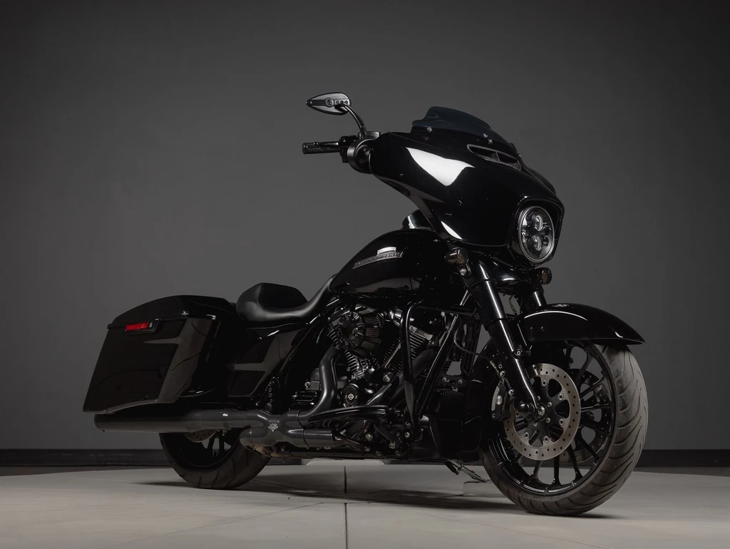 Harley Davidson Street GlideSpecial (2018)