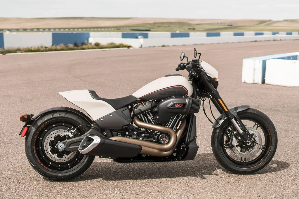 Harley Davidson FXDR 114 Softail (2019)