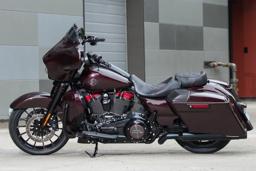 Harley Davidson CVO Street Glide (2019)