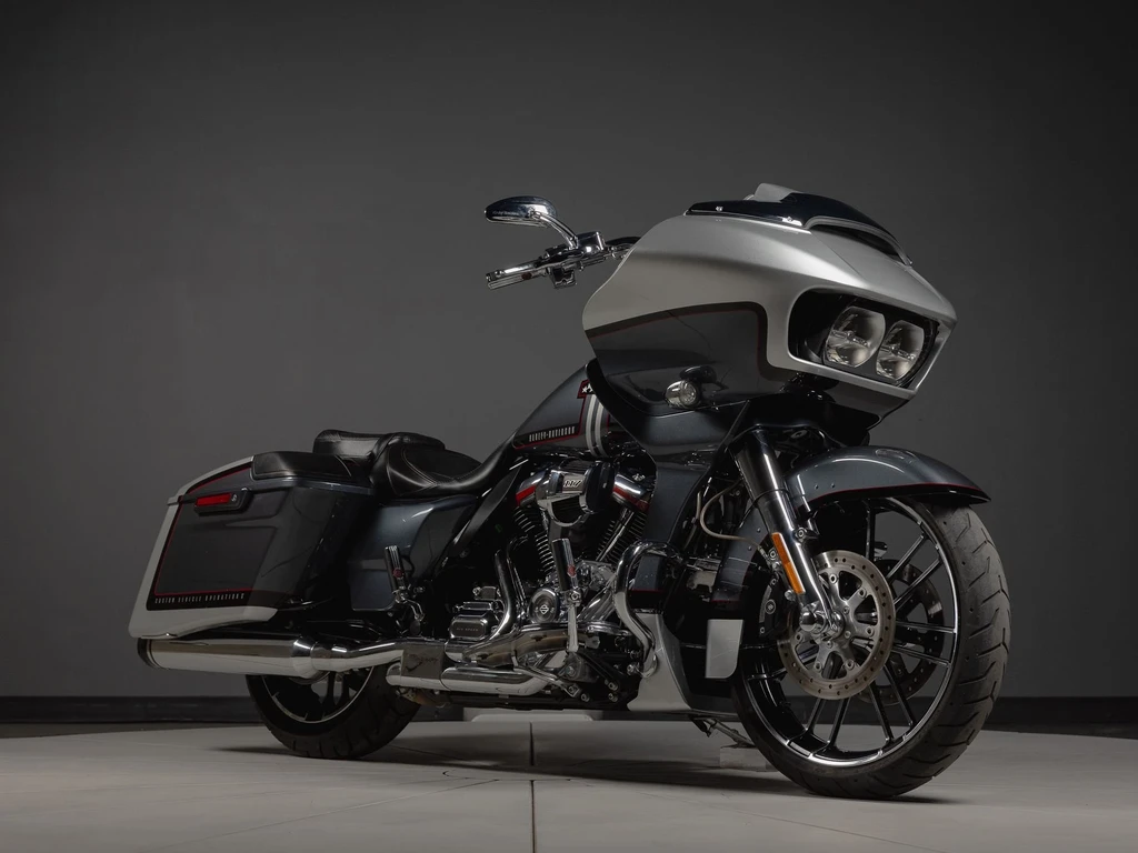 Harley Davidson CVO Road Glide (2019)