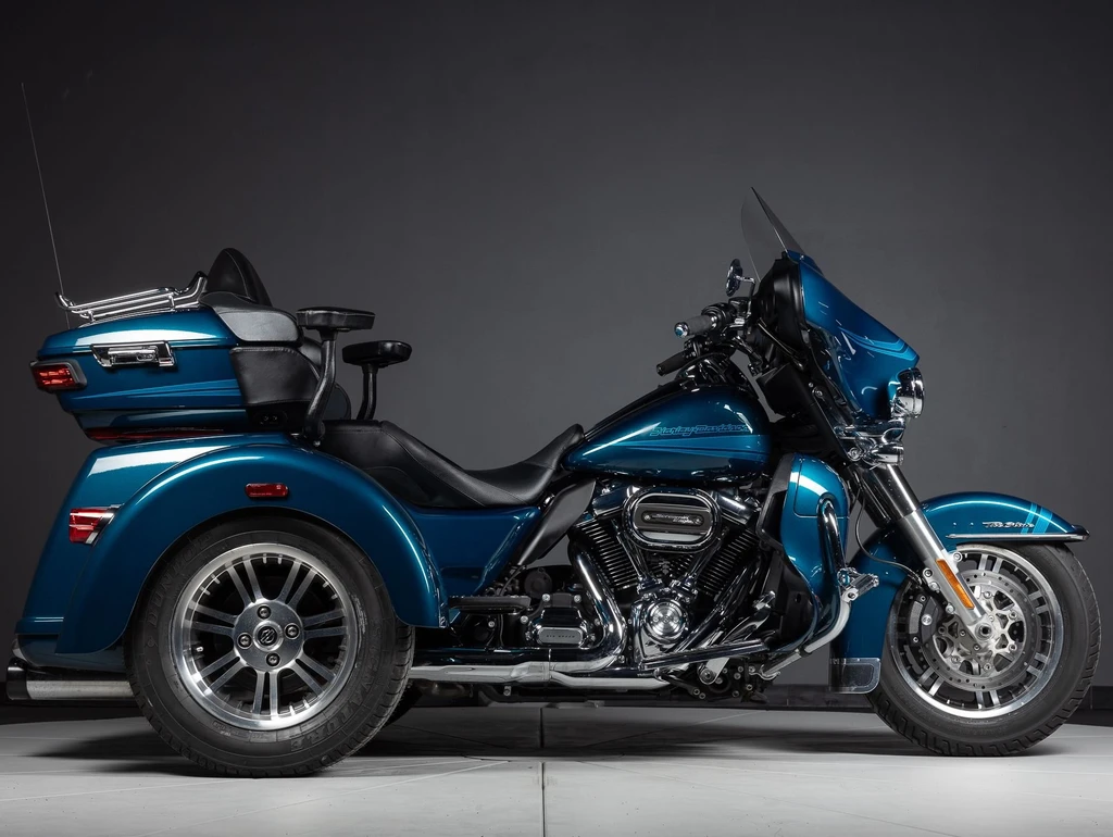 Harley Davidson CVO Tri Glide (2020 - 2021)