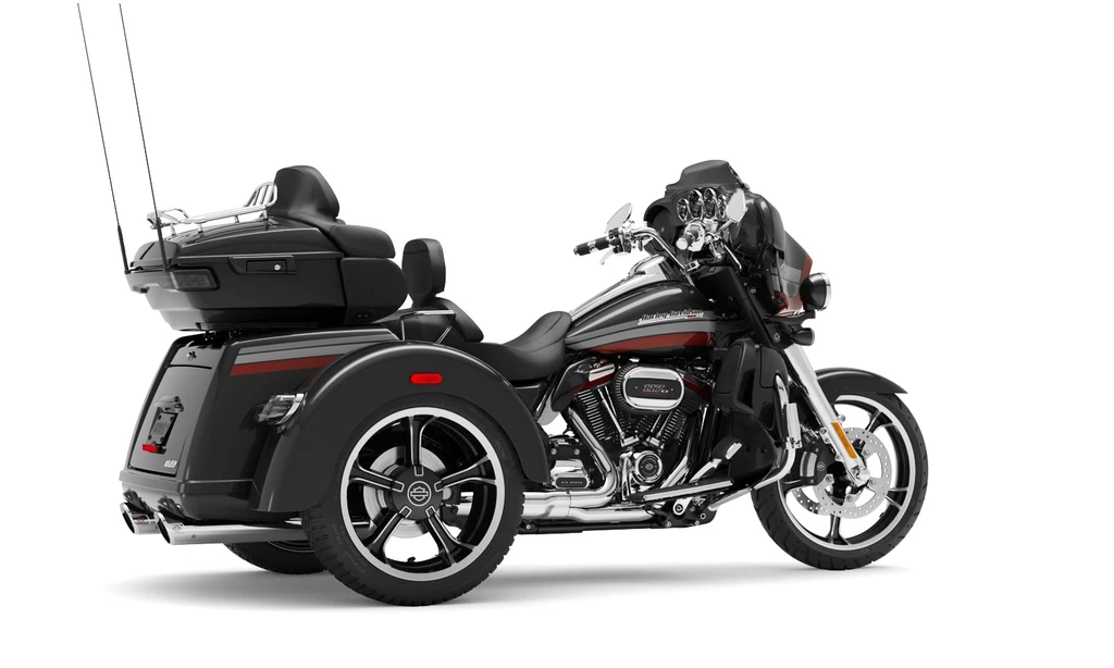 Harley Davidson CVO Tri Glide (2020 - 2021)