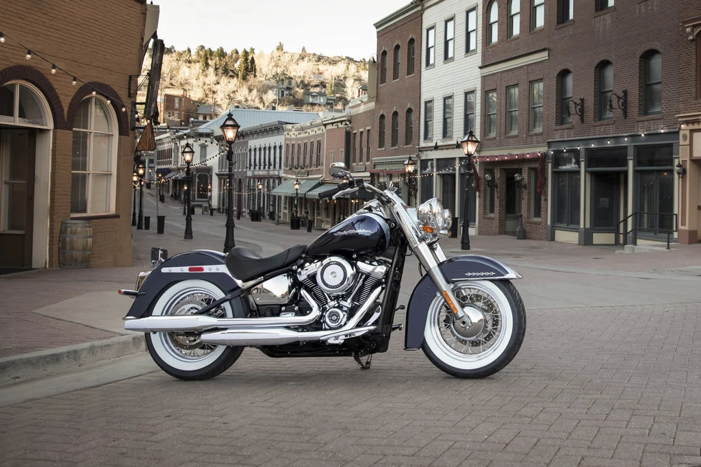 Harley Davidson Softail Deluxe (2020)