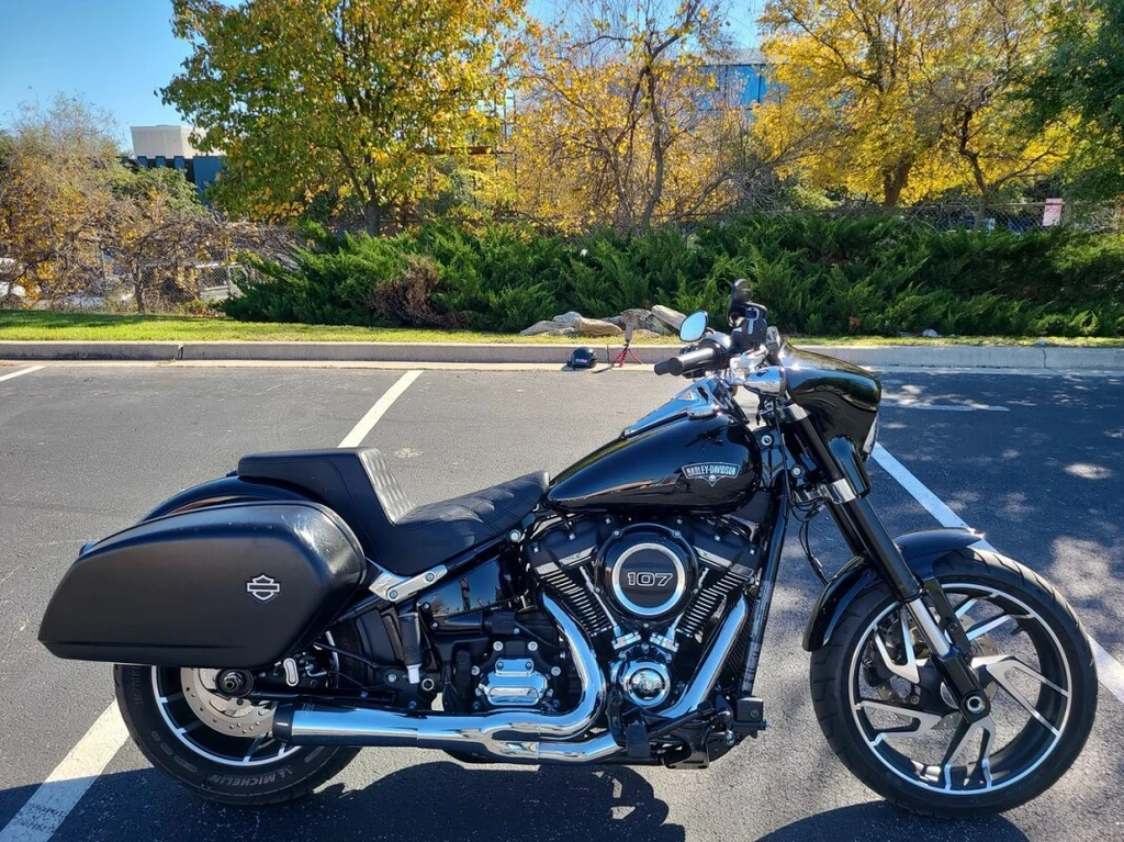 Harley Davidson Sport Glide (2020 - 2021)